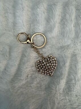 Gold Heart Crystal Keychain - Women's Accessory